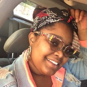 Meet your Posher, Ariel